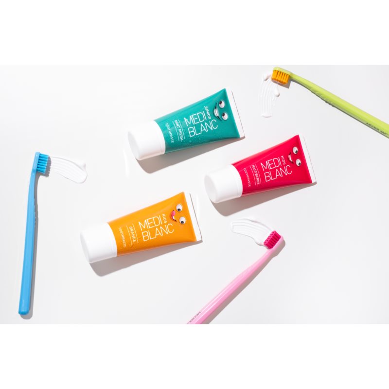 MEDIBLANC KIDS & JUNIOR Ultra Soft Toothbrush For Children Ultra Soft Green, Orange 2 Pc