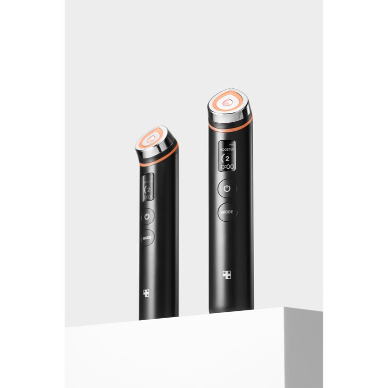 Medicube Age-R Booster Pro multifunkční přístroj pro regeneraci a výživu pleti barva Black 155 g (obrázek 6)