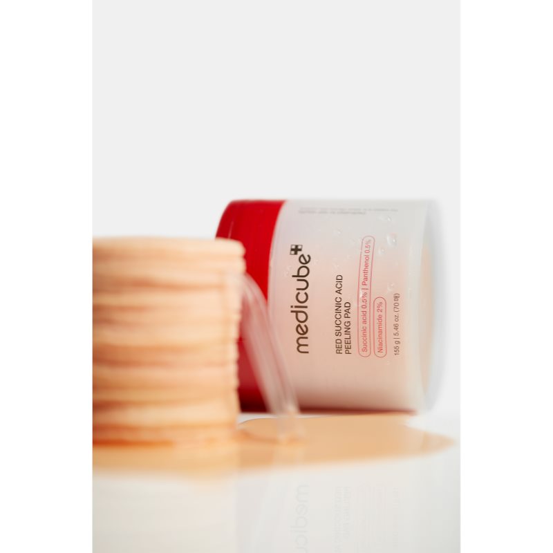 medicube Red Succinic Acid Peeling Pad exfoliačné vankúšiky pre problematickú pleť 70 ks (obrázok 3)