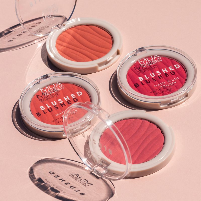 MUA Makeup Academy Blushed Powder Blusher пудрові рум'яна відтінок Rose Tea 5 гр