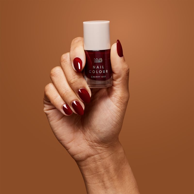MUA Makeup Academy Nail Colour lak na nehty odstín Cherry Kiss 10 ml (obrázek 3)