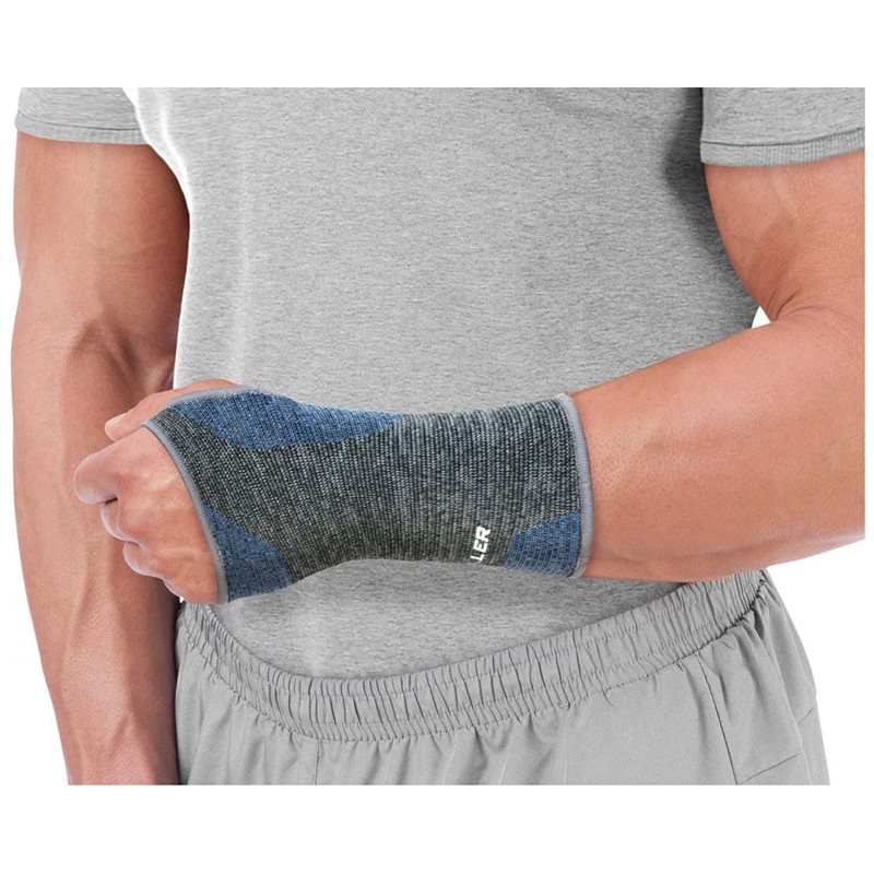 Mueller 4-Way Stretch Premium Knit Wrist Support бандаж для кистей рук розмір S/M 1 кс