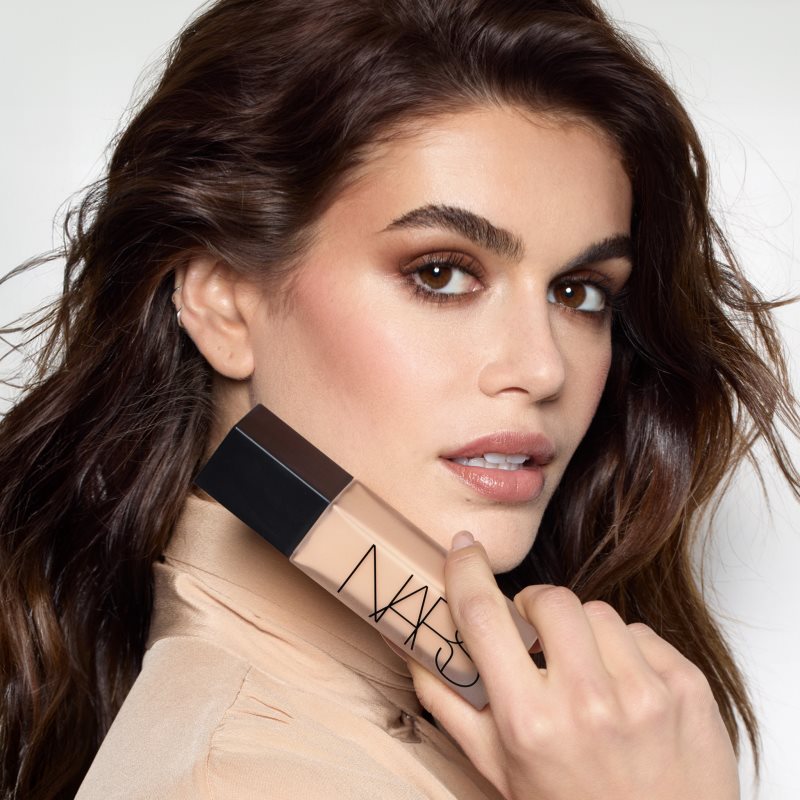NARS Natural Matte Longwear Foundation dlouhotrvající make-up s matným efektem odstín PERTH 30 ml (obrázek 7)