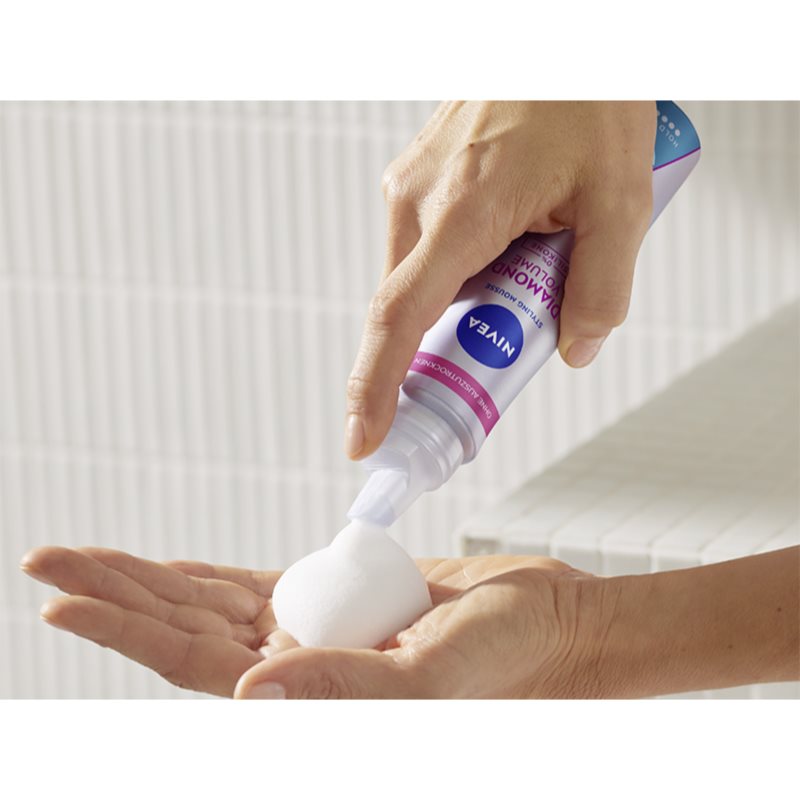 NIVEA Diamond Volume styling mousse for volume and shine 150 ml