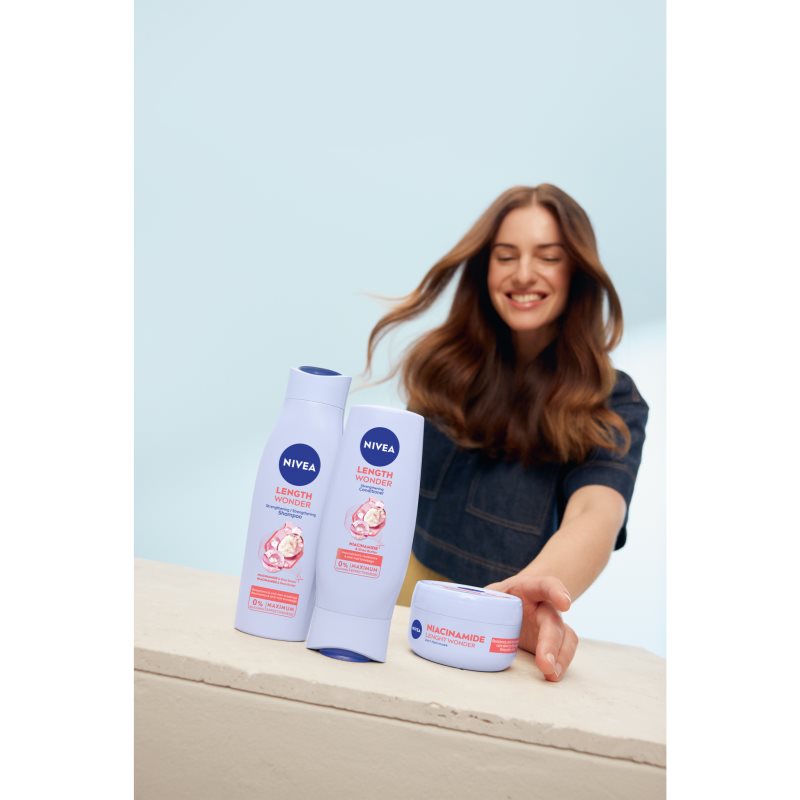NIVEA Length Wonder obnovujúca a posilňujúca maska na vlasy 200 ml (obrázok 4)