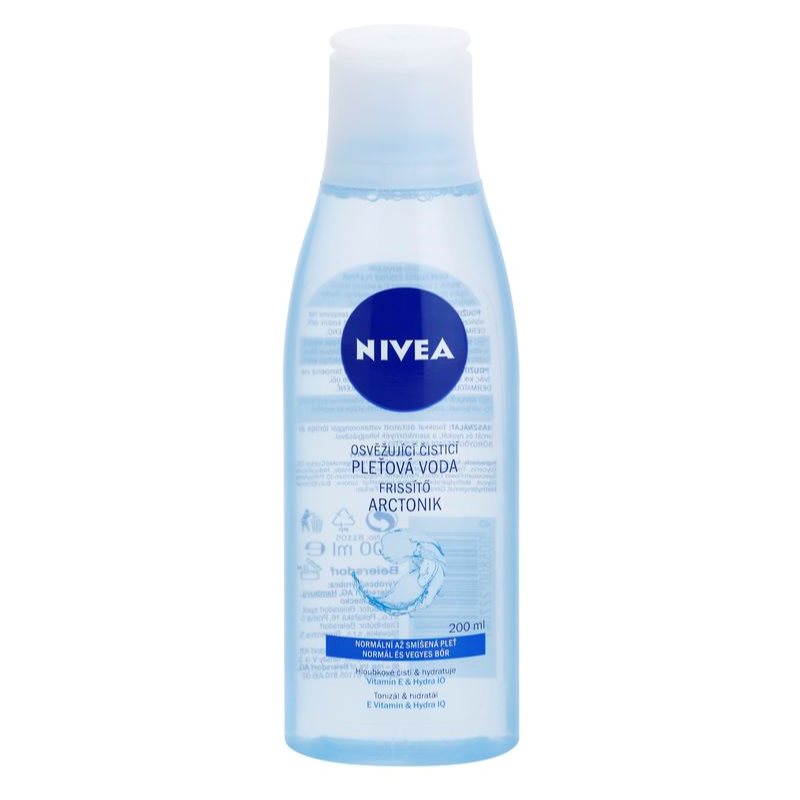 

Nivea Aqua Effect очищуюча вода для нормальної та змішаної шкіри