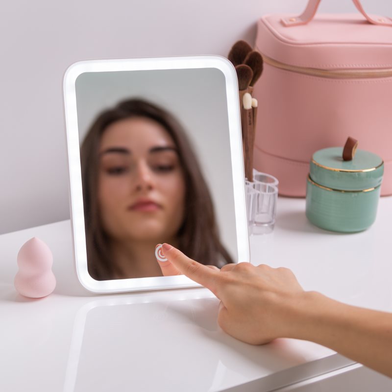 Notino Beauty Electro Collection Make-up Mirror With LED Lights косметичне дзеркальце зі світлодіодним підсвічуванням