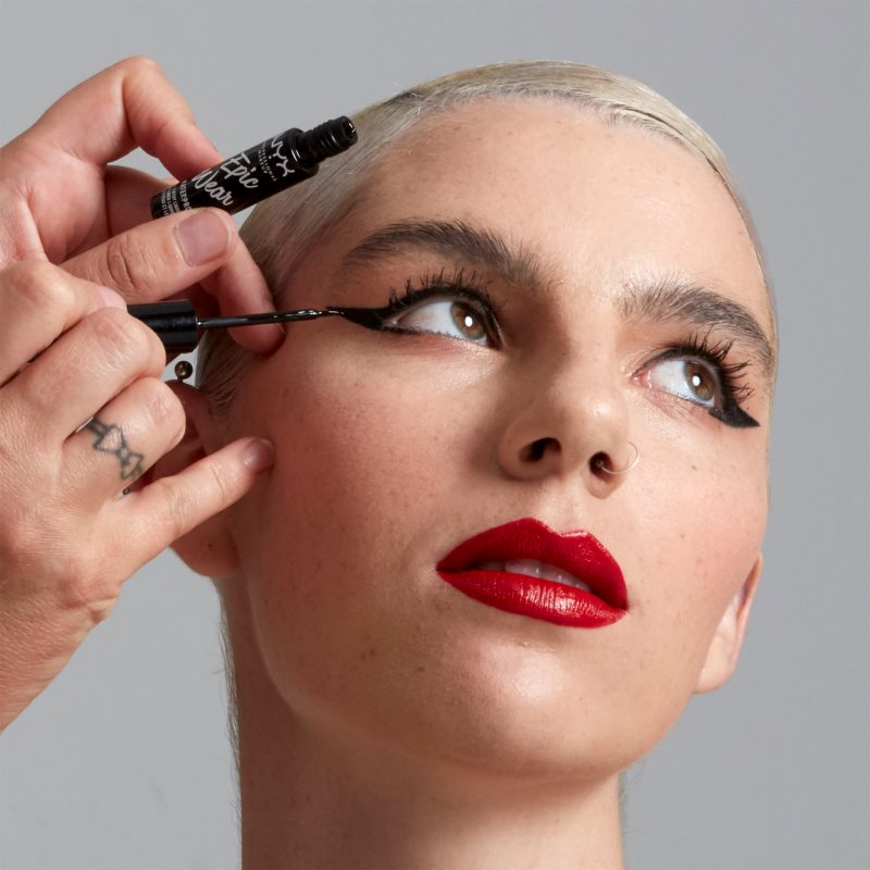 NYX Professional Makeup Epic Wear Liquid Liner рідка підводка для очей з матуючим ефектом відтінок 04 White 3.5 мл