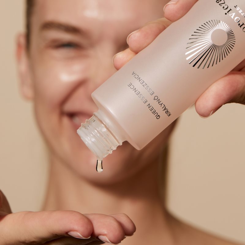 Omorovicza Queen Essence зволожуюча есенція з гіалуроновою кислотою 100 мл
