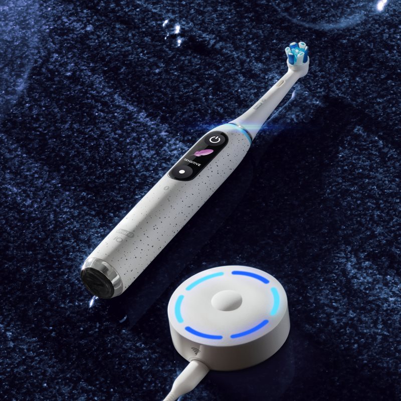 Oral B IO10 Electric Toothbrush White