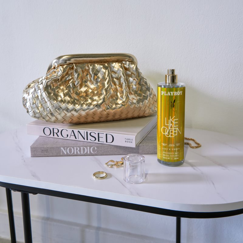 Playboy Like a Queen tělový sprej pro ženy 250 ml (obrázek 3)