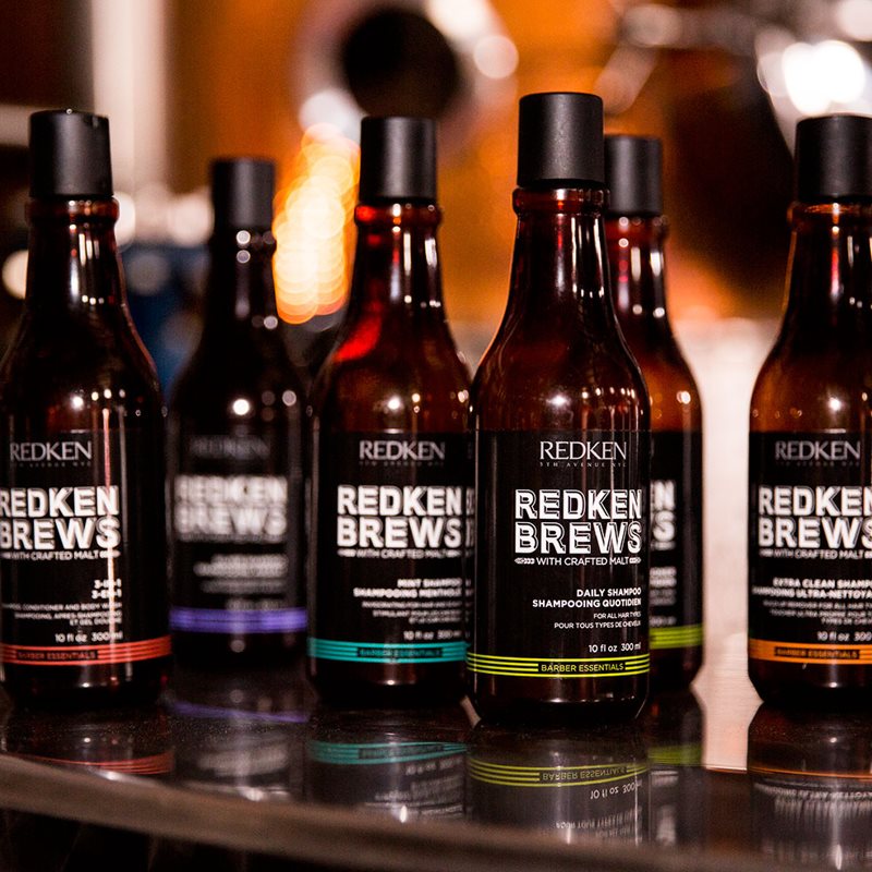 Redken Brews osvježavajući šampon za kosu i vlasište od metvice 300 ml