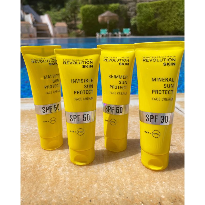 Revolution Skincare Sun Protect Invisible Lightweight Protective Fluid SPF 50 50 Ml