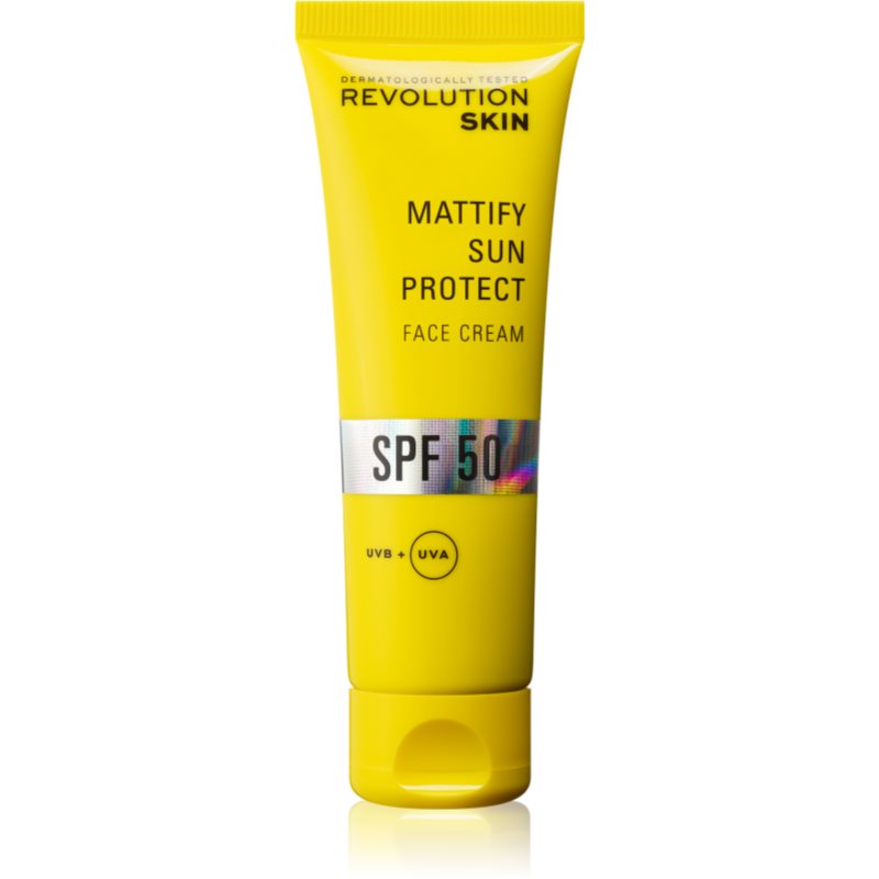 Revolution Skincare Sun Protect Mattify защитен матиращ крем за лице SPF 50 50 мл.