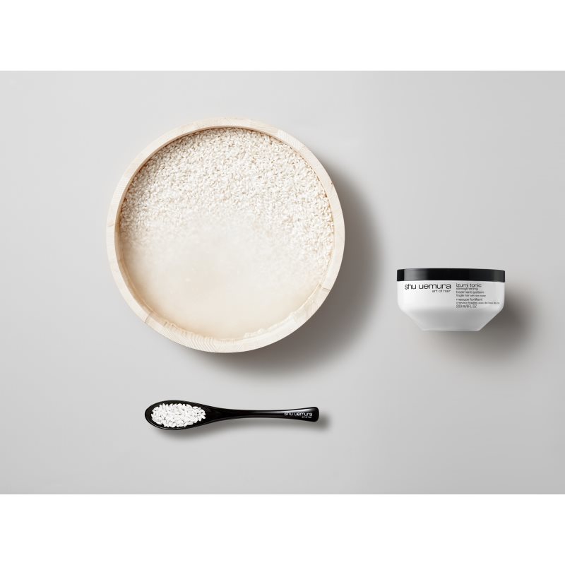 Shu Uemura Izumi Tonic Gift Set To Smooth Hair