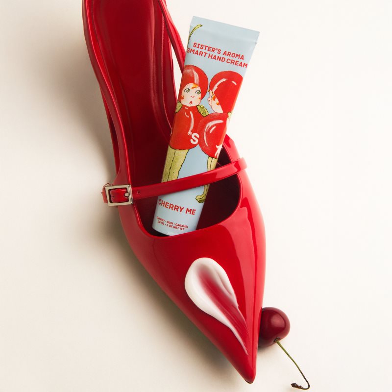 Sister's Aroma Smart Hand Cream Cherry Me ošetrujúci krém na ruky pre ženy 30 ml (obrázok 3)