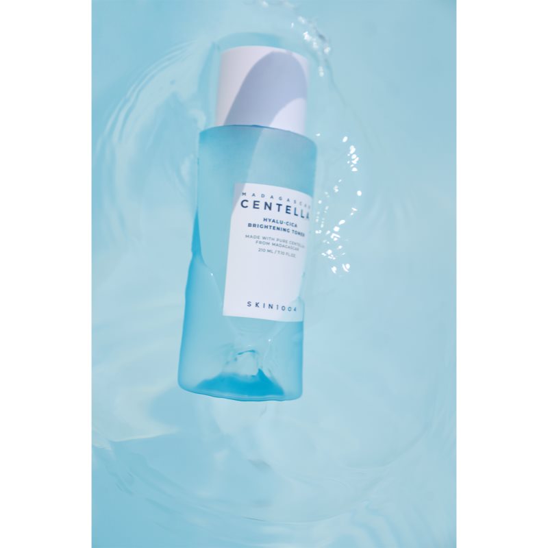 SKIN1004 Madagascar Centella Hyalu-Cica Brightening Toner jemné exfoliační tonikum pro rozjasnění a hydrataci 210 ml (obrázek 6)