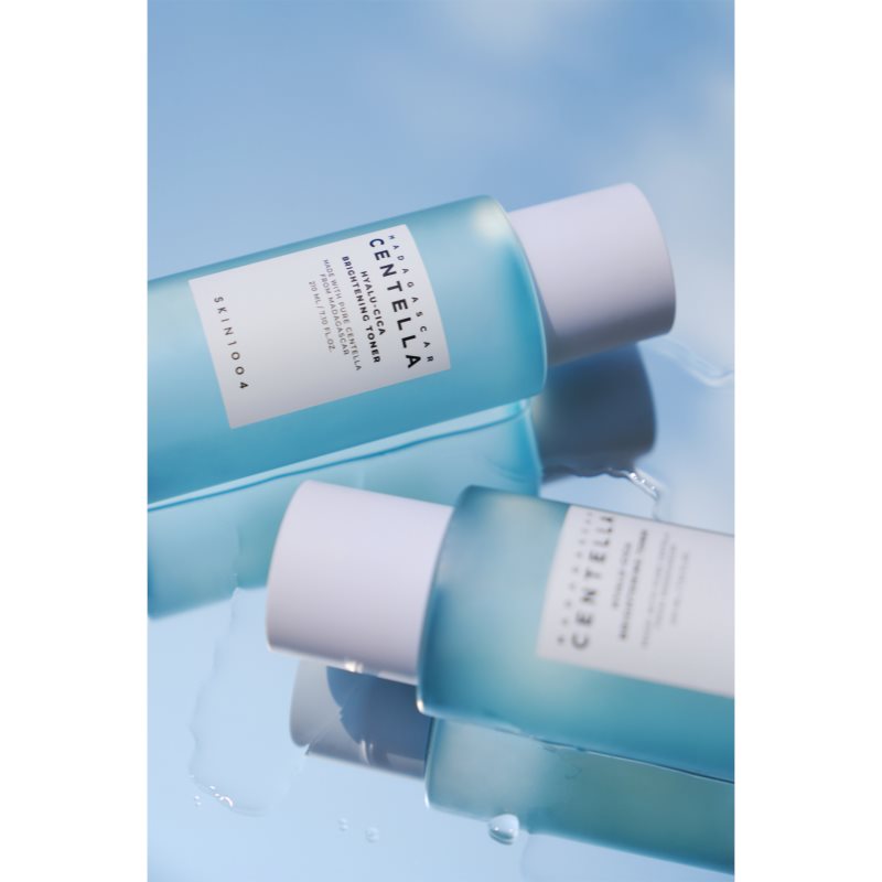 SKIN1004 Madagascar Centella Hyalu-Cica Brightening Toner jemné exfoliační tonikum pro rozjasnění a hydrataci 210 ml (obrázek 7)