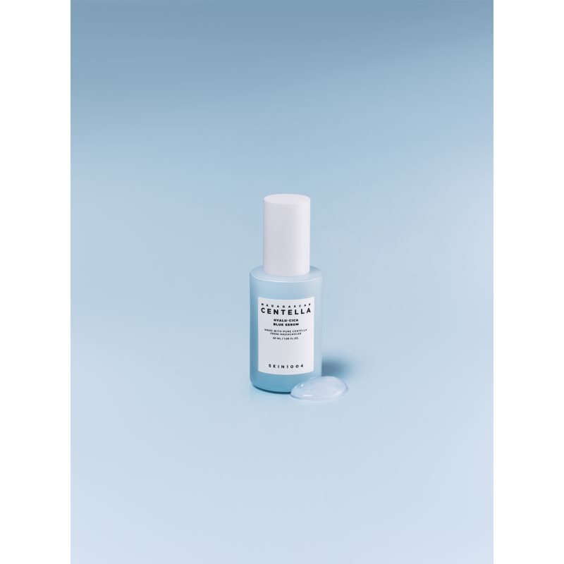 SKIN1004 Madagascar Centella Hyalu-Cica Blue Serum intenzivně hydratační sérum pro zklidnění a posílení citlivé pleti 50 ml (obrázek 4)