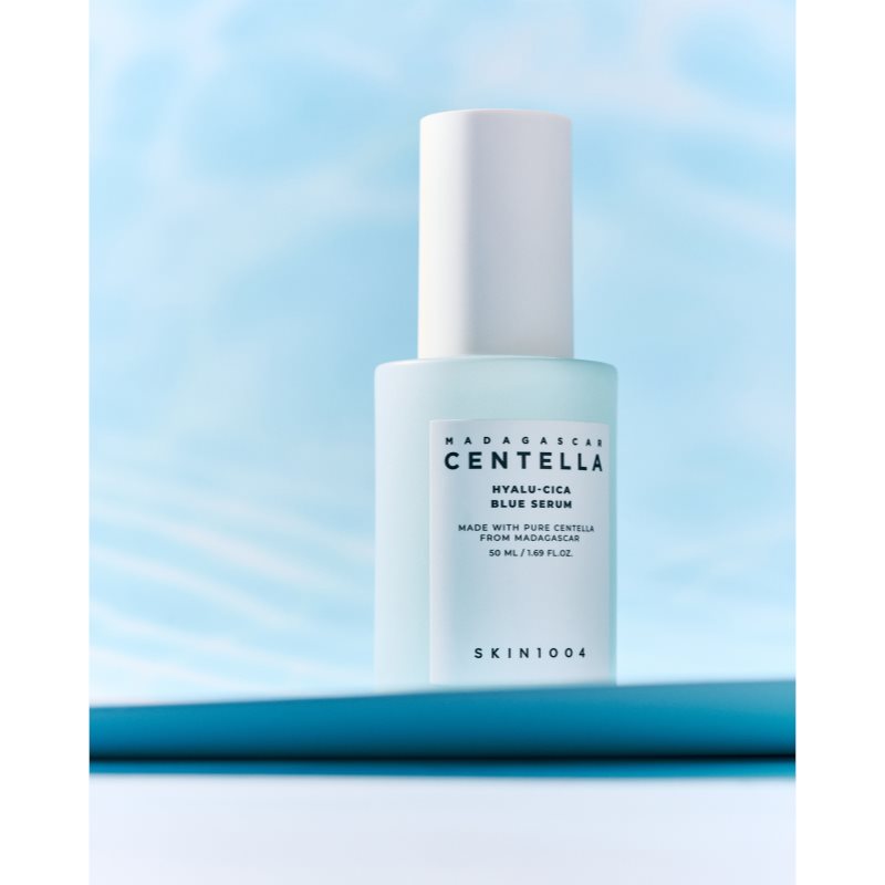 SKIN1004 Madagascar Centella Hyalu-Cica Blue Serum intenzivně hydratační sérum pro zklidnění a posílení citlivé pleti 50 ml (obrázek 7)