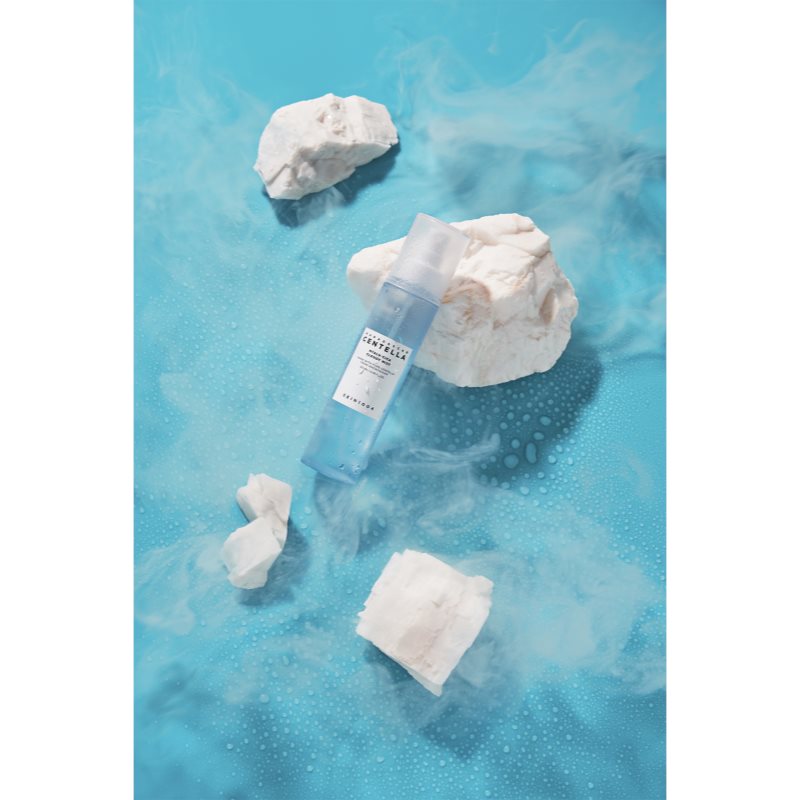 SKIN1004 Madagascar Centella Hyalu-Cica Cloudy Mist hydratační mlha se zklidňujícím účinkem 120 ml (obrázek 10)