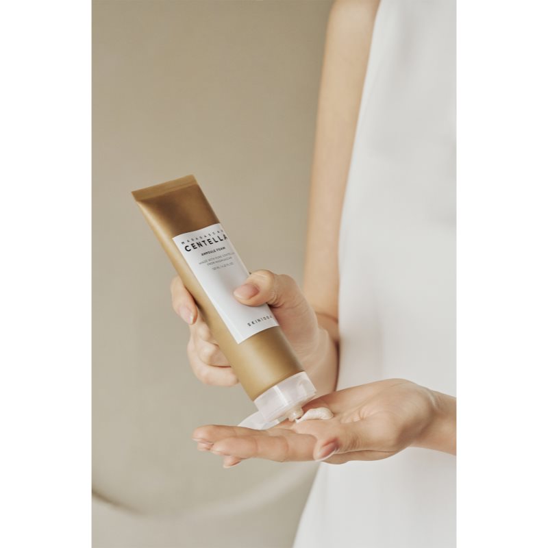 SKIN1004 Madagascar Centella Ampoule Foam krémová čisticí pěna pro citlivou pleť 125 ml (obrázek 8)