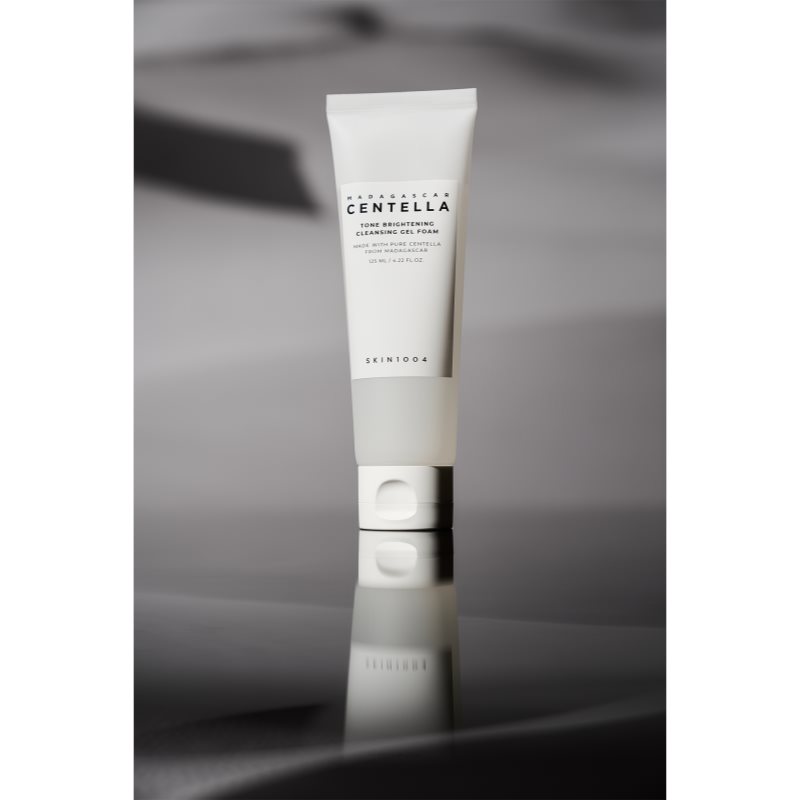 SKIN1004 Madagascar Centella Tone Brightening Cleansing Gel Foam pěnivý čisticí gel pro rozjasnění a hydrataci 125 ml (obrázek 4)