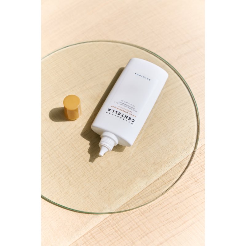 SKIN1004 Madagascar Centella Air-Fit Suncream Plus minerální ochranný krém pro citlivou pokožku SPF 50+ 50 ml (obrázek 8)