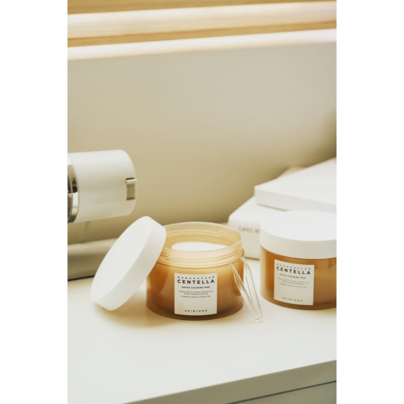 SKIN1004 Madagascar Centella Quick Calming Pad intenzivně revitalizační polštářky pro zklidnění a posílení citlivé pleti 70 ks (obrázek 10)