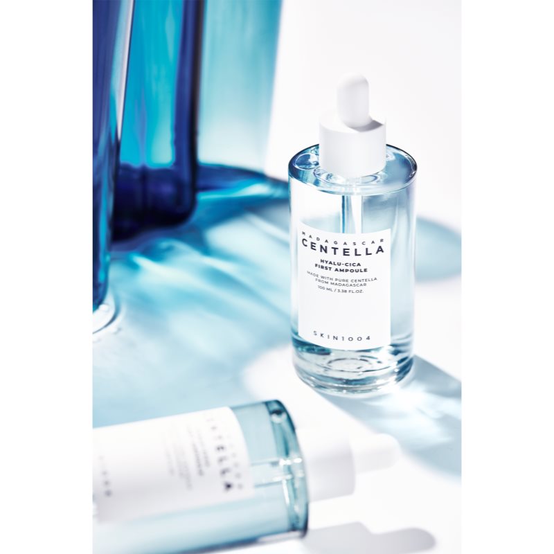 SKIN1004 Madagascar Centella Hyalu-Cica First Ampoule revitalizační hydratační sérum 100 ml (obrázek 10)