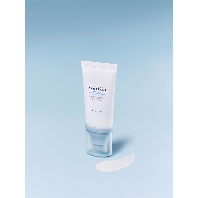 SKIN1004 Madagascar Centella Hyalu-Cica Water-Fit Sun Serum ochranné sérum s hydratačním účinkem SPF 50+ 50 ml (obrázek 6)