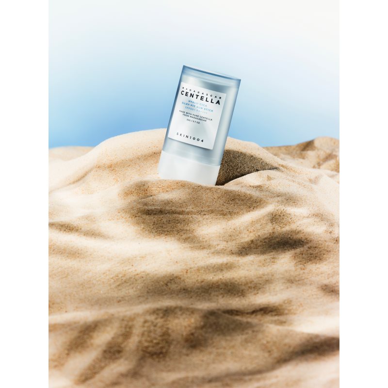 SKIN1004 Madagascar Centella Hyalu-Cica Silky-Fit Sun Stick ochranná hydratační tyčinka SPF 50+ 20 g (obrázek 4)