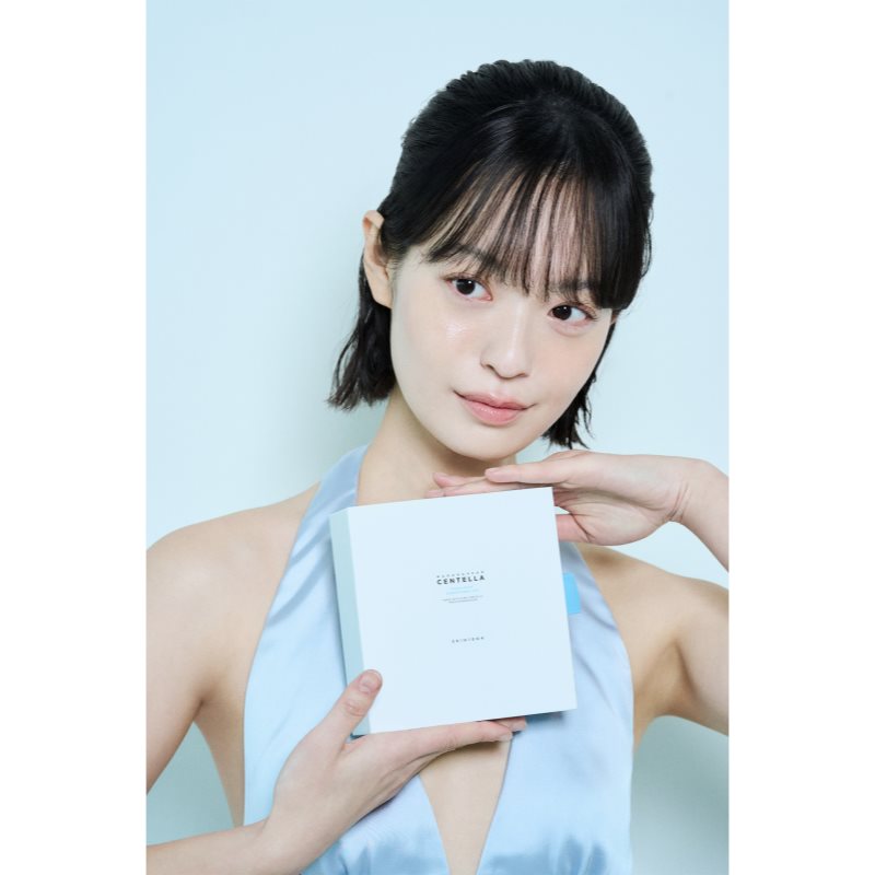 SKIN1004 Madagascar Centella Hyalu-Cica Sunsational Kit dárková sada s vysokou UV ochranou (obrázek 4)