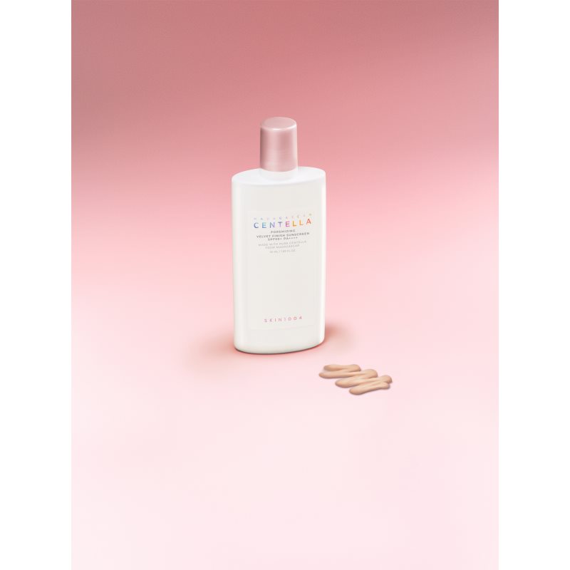 SKIN1004 Madagascar Centella Poremizing Velvet Finish Sunscreen opaľovací krém na tvár pre mastnú pleť SPF 50+ 50 ml (obrázok 5)