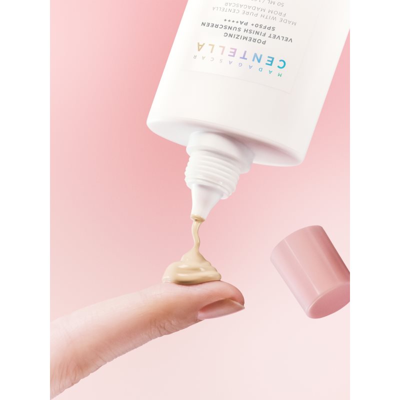 SKIN1004 Madagascar Centella Poremizing Velvet Finish Sunscreen opaľovací krém na tvár pre mastnú pleť SPF 50+ 50 ml (obrázok 9)