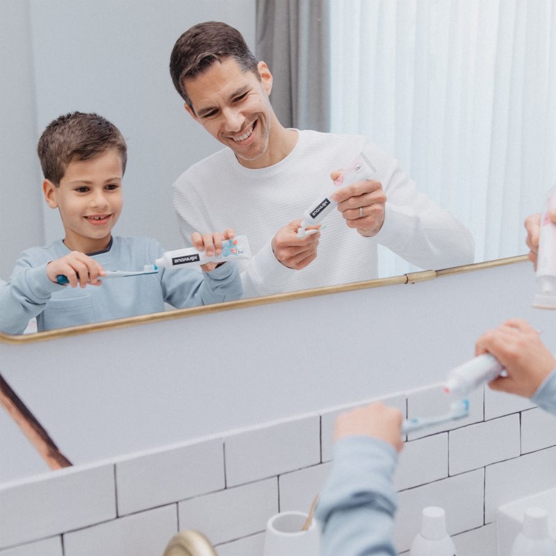 Suavinex Junior 6 y+ zubní kartáček pro děti Blue 1 ks (obrázek 7)