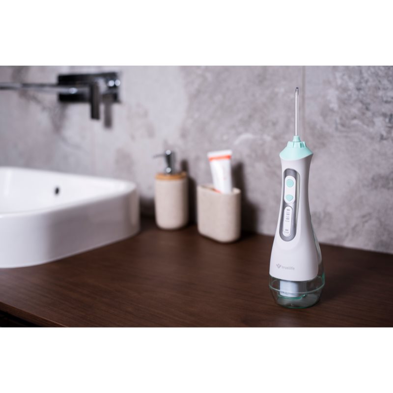 TrueLife AquaFloss Lite Oral Shower 1 Pc