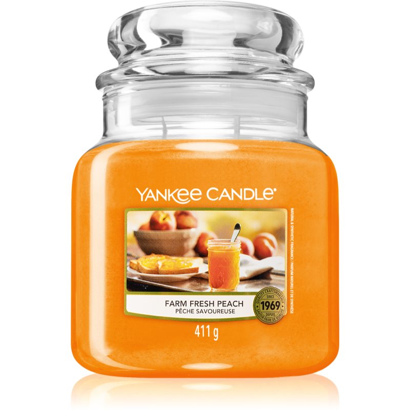 Yankee Candle Farm Fresh Peach dišeča sveča 411 g