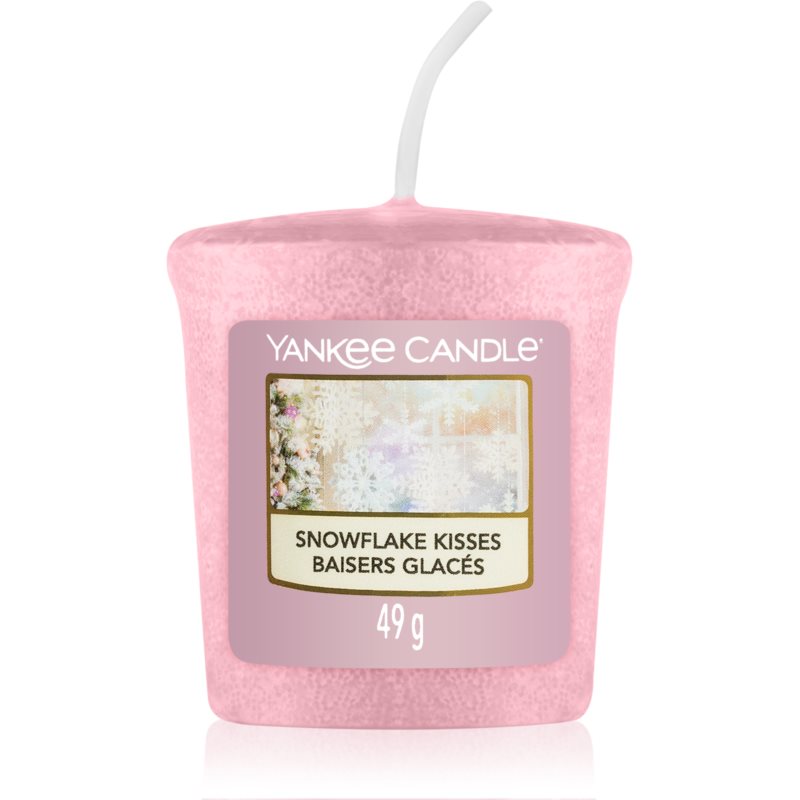 Yankee Candle Snowflake Kisses votívna sviečka 49 g