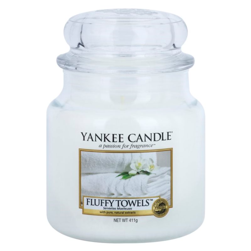 Yankee Candle Fluffy Towels vonná svíčka Classic střední 411 g