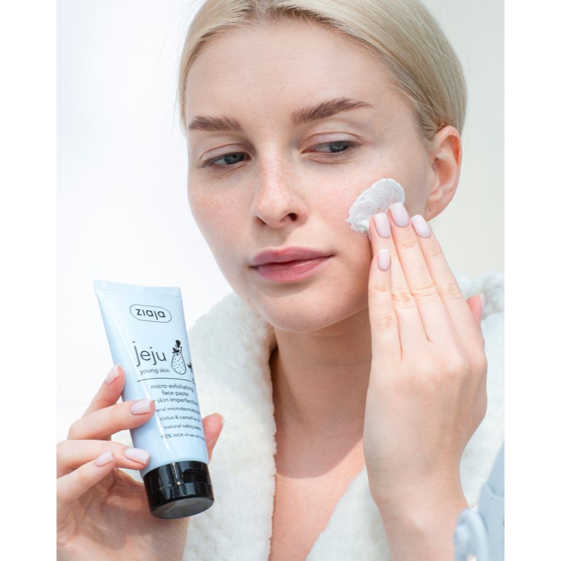 Ziaja Jeju Young Skin reinigende Peeling-Paste 75 ml