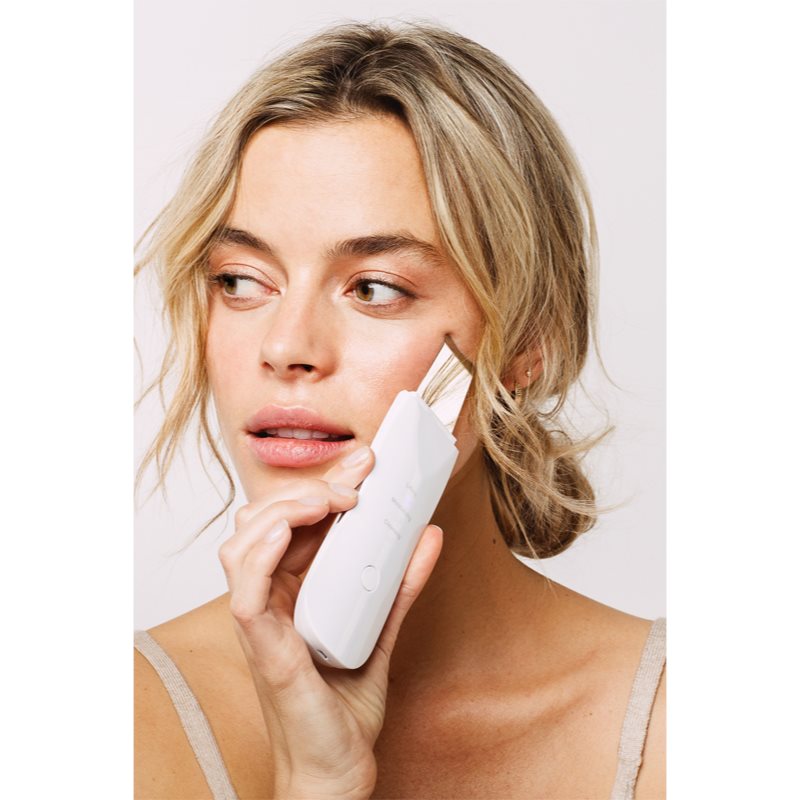 Zoë Ayla Lifting & Exfoliating Wand Cleansing Device For Face