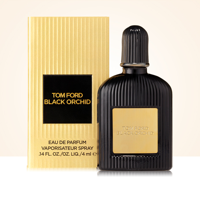 Dárek: miniaturka parfému od TOM FORD 