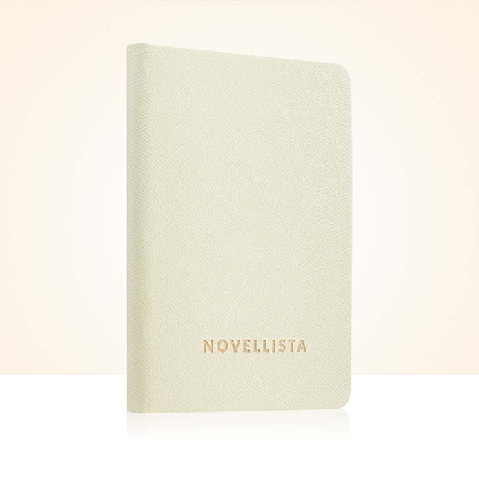 NOVELLISTA, cu carnețel la achiziție