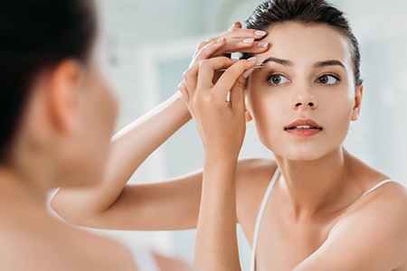 Trends 2020: Wie stylt man die Augenbrauen?