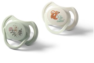 BabyOno Take Care Symmetrical Silicone Soothers dudlík Day & Night 6-18m+ 2 ks