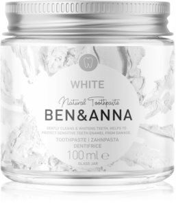 BEN&ANNA Natural Toothpaste White tandkräm i en glasburk med blekande effekt 100 ml