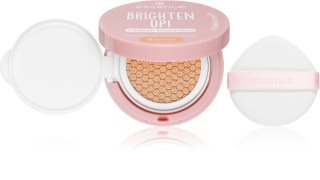 essence BRIGHTEN UP! Cushion Foundation Schwämmchen mit Make up Farbton 13 Almond 12 g