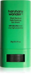 Haruharu Wonder Black Bamboo Daily Soothing Sun Shield Solcreme stick har en beroligende virkning SPF 50+ 20 g
