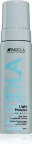Indola Light Mousse schiuma per capelli per un fissaggio naturale 200 ml